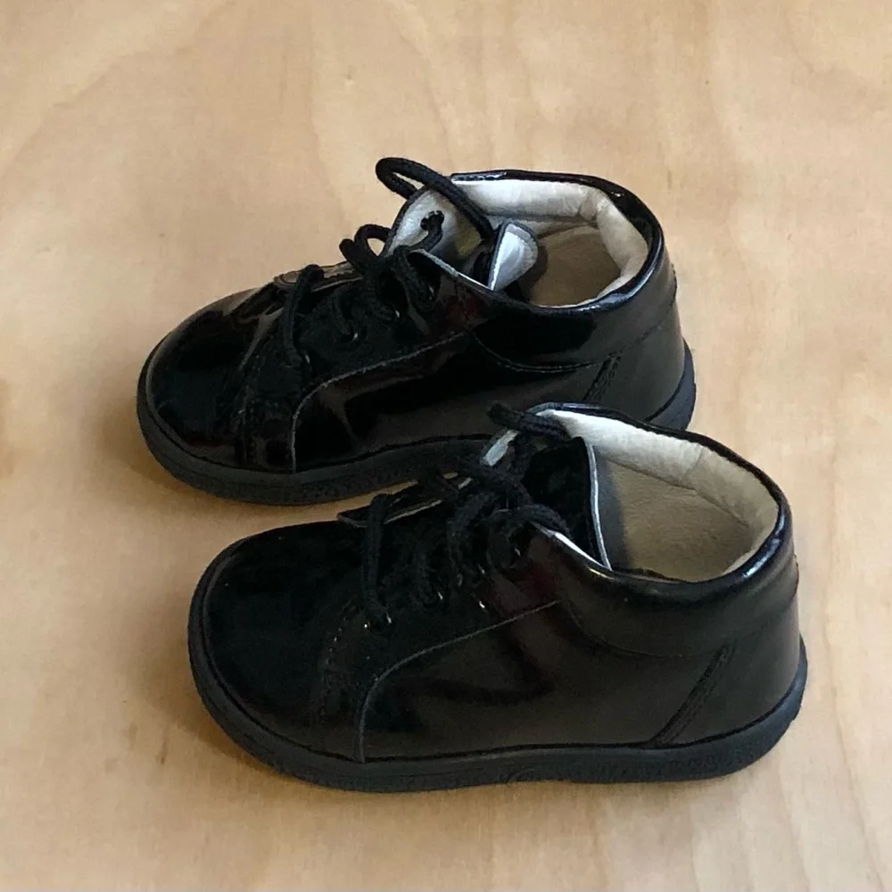 Bon Bon Black Dress Shoes Shinny Lace Up Little Eric Baby EUR Sz 20,US 4.5